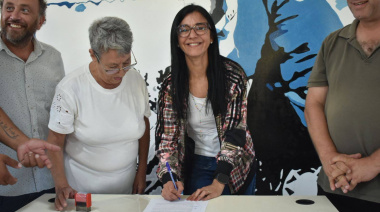Andrea Cáceres, gestión en Tandil y recorrida por el centro Cultural “Diego Maradona”