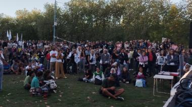 Pidieron la apertura de archivos militares y que se organice un frente político "que eche a estos tipos del poder"