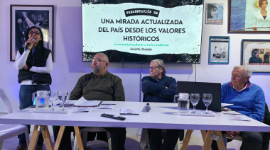 Importante convocatoria en la presentación del IEC y la charla de Roberto Tassara