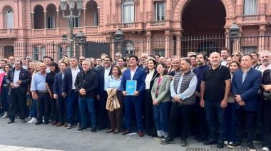 Municipios bajo presión: la demanda social  crece mientras el Estado nacional se retira