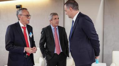 El gobierno reconoce la crisis del PAMI y sale a tomar más deuda para hacerle frente