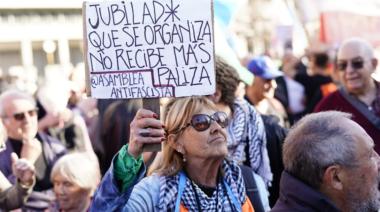 “Muchos jubilados deben optar entre comprar un medicamento u otro”: la Iglesia Católica pide garantizar la seguridad social