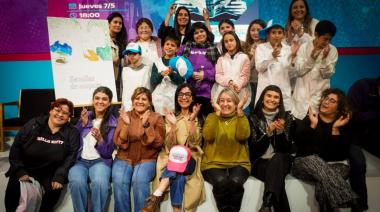 “Semillas de empatía”: estudiantes bonaerenses presentaron su libro en la Feria del Libro junto a Andrea Cáceres