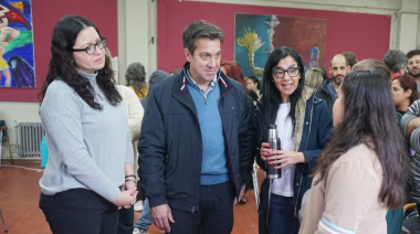 El intendente recorrió los proyectos de una participativa etapa municipal de Decisión Niñez