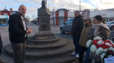 La UCR de Necochea homenajeó a Hipólito Yrigoyen y reivindicó su legado democrático