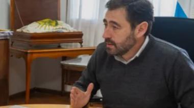 Quién es el intendente libertario que fue suspendido en sus funciones en Río Negro