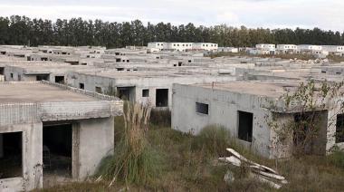 “La libertad empieza en tu casa”: Cómo hace la Provincia para rescatar las 16.000 viviendas que abandonó Milei