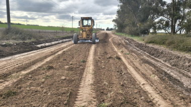 El EMSUR reforzó los trabajos de mantenimiento y reparación en los caminos rurales del distrito
