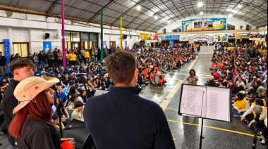 Arturo Rojas dio la bienvenida a los más de 750 jóvenes que participan de la «Invasión de Pueblos»