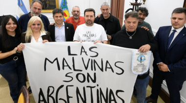 Axel Kicillof vuelve a poner en agenda el tema Malvinas y se reunió con veteranos de guerra