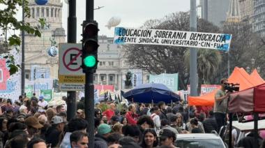 El juez que viajó a París con Milei suspendió la multa al Gobierno por el financiamiento universitario