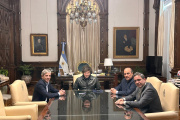 Volantazo de Milei: creó un Ministerio para intentar acercarse a las provincias, pero ¿sin Buenos Aires?