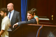 Karina bajó a Romo de la mesa en un duro mensaje a Santiago