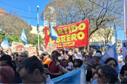 Milei tuvo que suspender un acto en Santa Fe por incidentes y hay tres detenidos