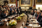 El Tesoro de Estados Unidos volvió a intervenir en el mercado argentino y apuesta a un triunfo de Milei para “vetar malas políticas”
