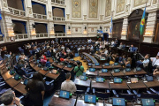 Legislatura: sin quórum, se cayó la sesión y Kicillof, hoy, no tiene el endeudamiento