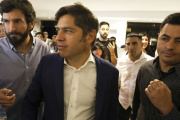 Kicillof busca un acuerdo con Milei y el PRO para barrer a La Cámpora del Senado