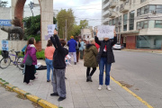 Protesta en Necochea por la reforma de la Ley de Glaciares