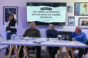 Importante convocatoria en la presentación del IEC y la charla de Roberto Tassara