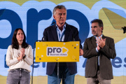 ¿Socios o rivales? Macri reapareció junto al PRO bonaerense y le marcó la cancha  a Milei