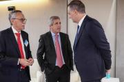 El gobierno reconoce la crisis del PAMI y sale a tomar más deuda para hacerle frente