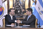Kicillof sumó una foto de peso con Valdés y reforzó el mensaje de unidad entre provincias