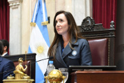 Villarruel desmintió a Adorni y reveló que debió intimarlo para que vaya al Senado
