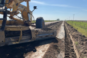 El EMSUR trabaja para mantener en condiciones los caminos rurales en un año de abundantes lluvias