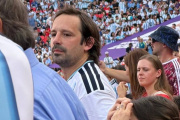 Las fotos mundialistas que dejaron “offside” a Milei y su discurso anticasta: El viceministro en Kansas y un excandidato en pleno festejo con Insaurralde
