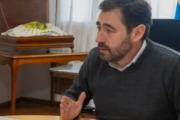Quién es el intendente libertario que fue suspendido en sus funciones en Río Negro
