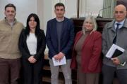 Mientras Valiante, Caballero y Cerezuela defienden el modelo libertario, otra fábrica baja la persiana y deja 120 familias sin trabajo