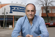 Mientras un concejal celebra el rumbo económico, un histórico comercio de Necochea achica su estructura para sobrevivir