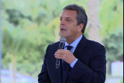 Sergio Massa les dijo a los intendentes que quiere ser candidato y ya mueve su armado rumbo a 2027