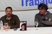 Ante un auditorio colmado, Pablo Vera presentó en Necochea su nuevo libro “Gato por liebre”