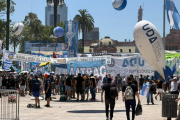 La CGT marcha por la industria: leerá un duro documento contra el Gobierno