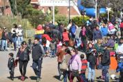 Aumentó la cantidad de turistas, pero bajó el gasto: el balance de un fin de semana largo gasolero