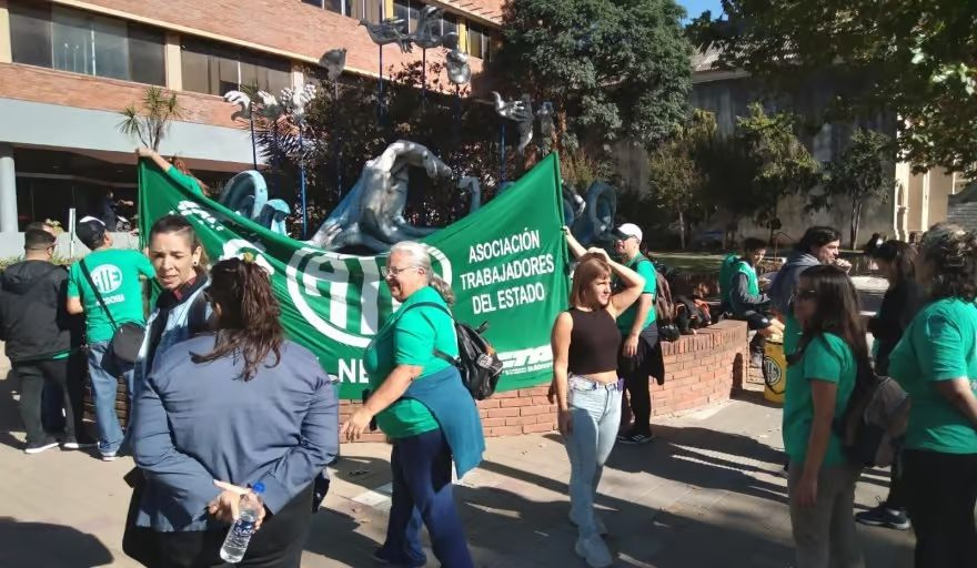 Escuelas de Necochea podrían no tener clases por un paro de ATE