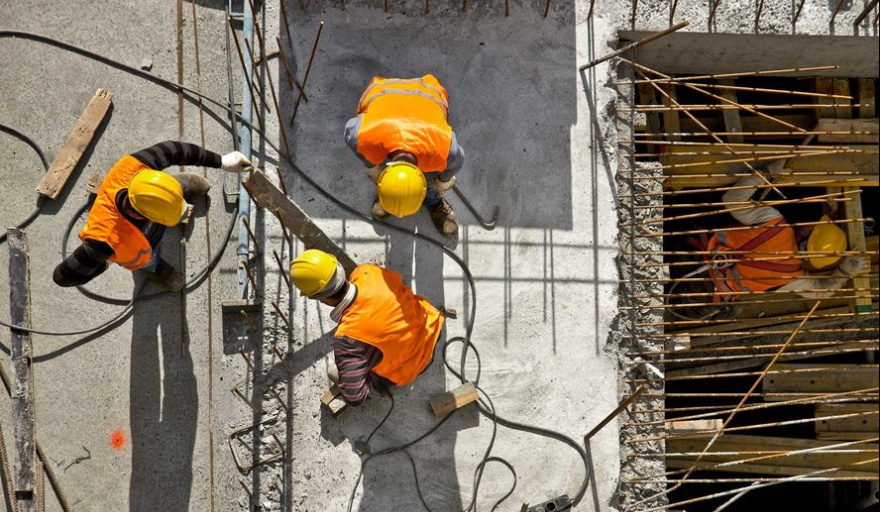 Cuatro de cada diez trabajadores buscan otro empleo ante la pérdida del poder adquisitivo